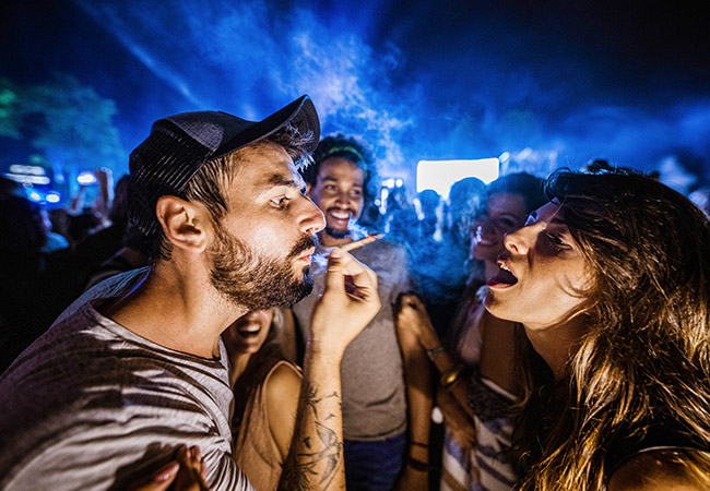 Smoking at a concert